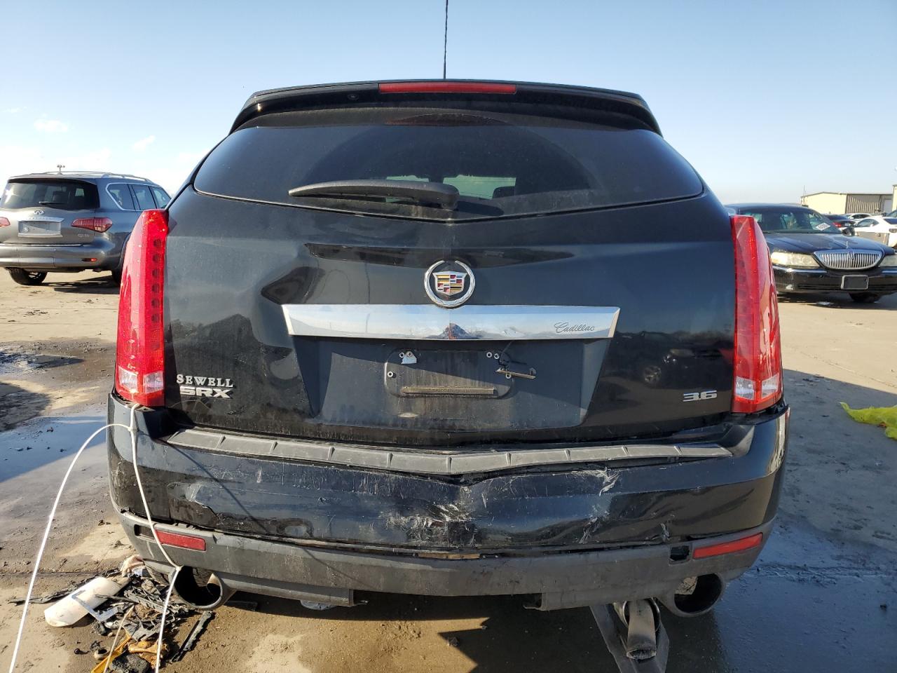 2015 Cadillac SRX - Image 6