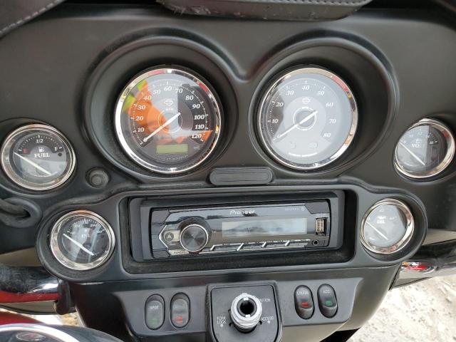 2011 HARLEY-DAVIDSON FLHTK 