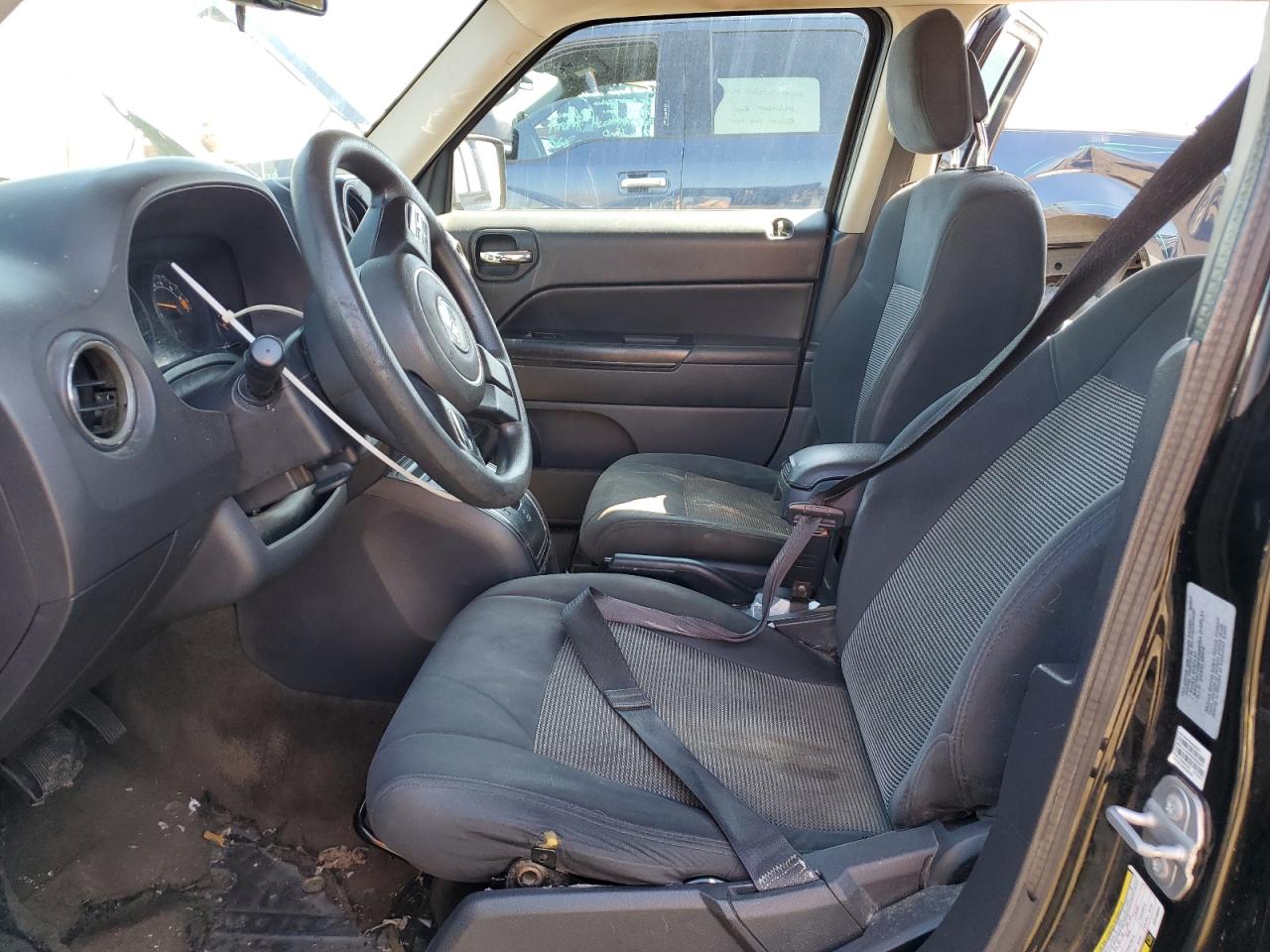 2017 Jeep Liberty (Patriot) - Image 7