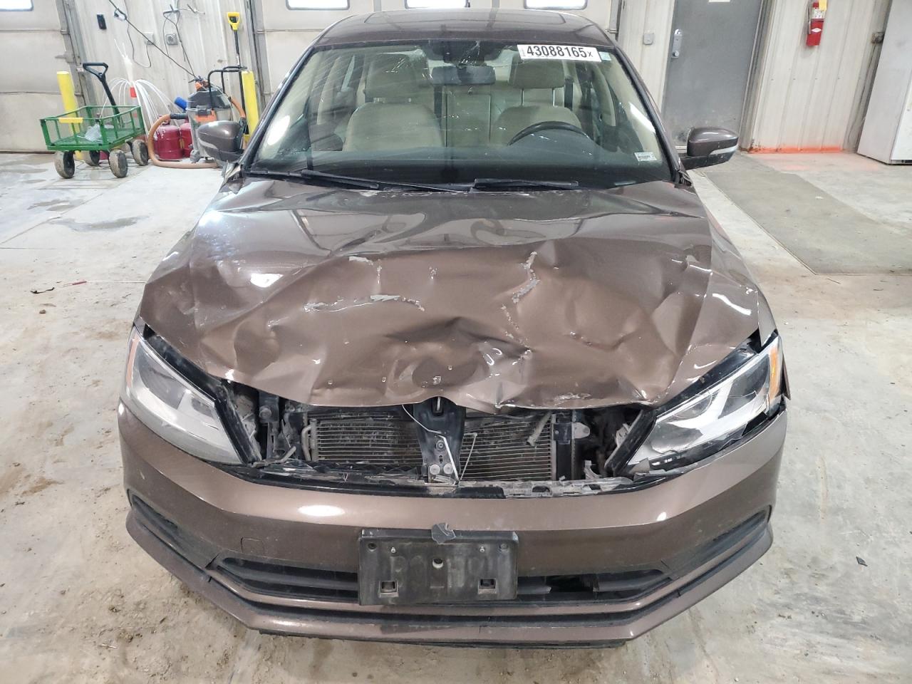 2015 Volkswagen Jetta - Image 5