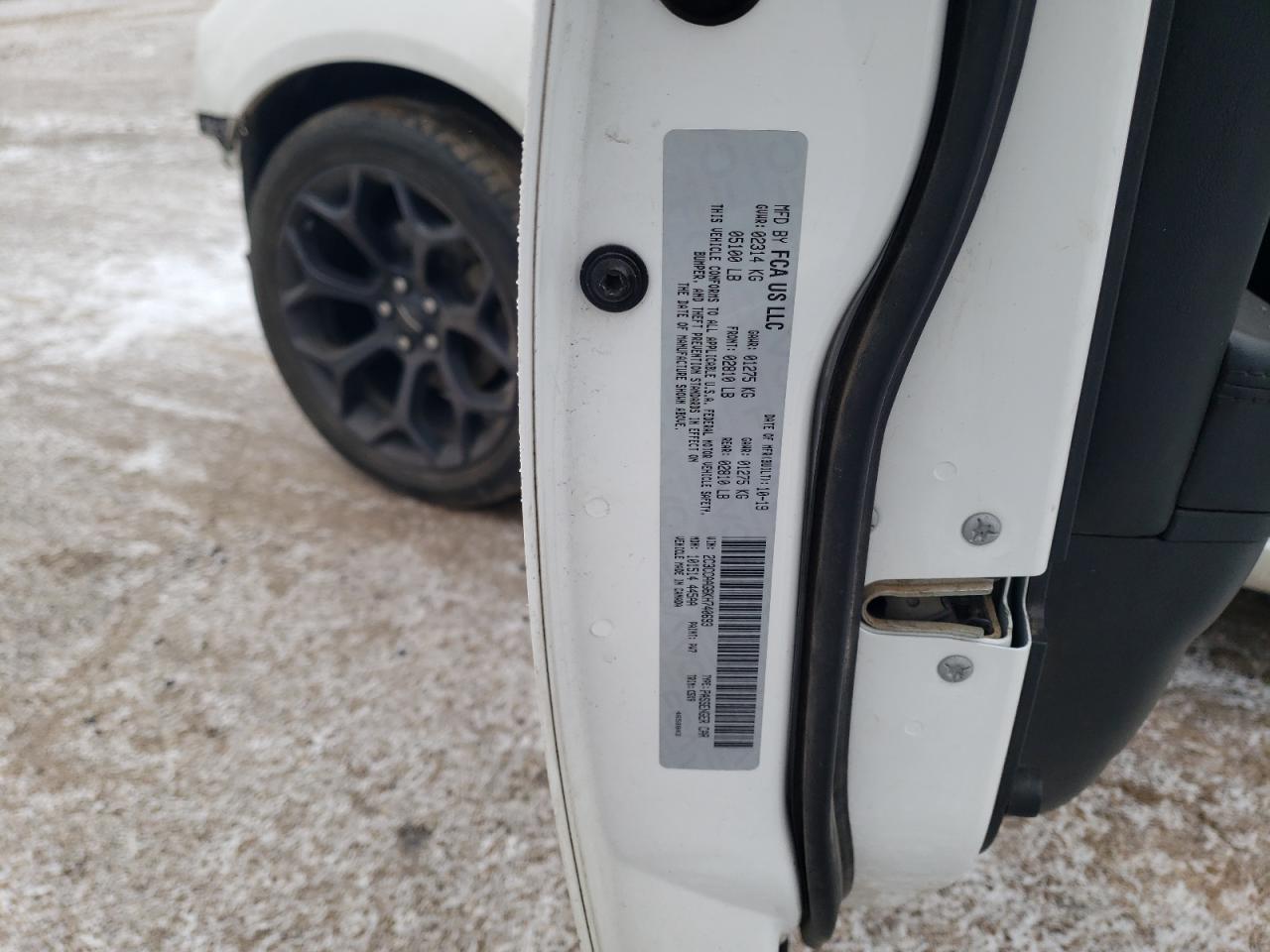 2019 Chrysler 300 - Image 13