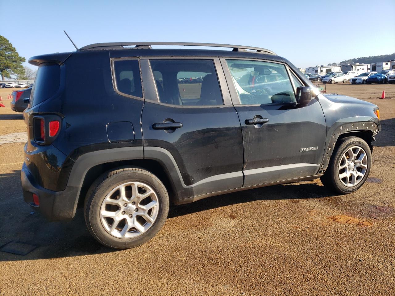 2017 Jeep Renegade - Image 3