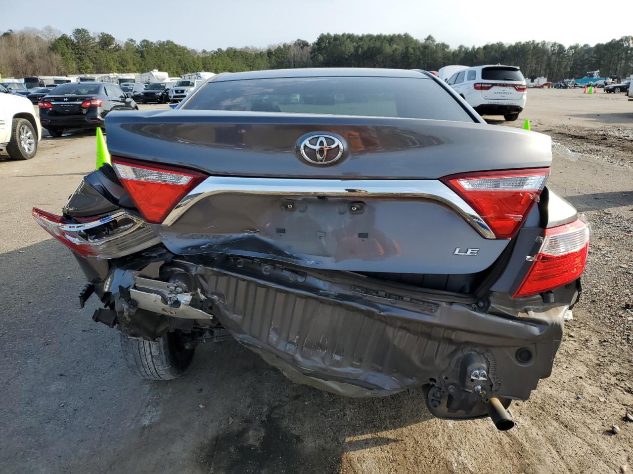 2016 Toyota Camry - Image 6