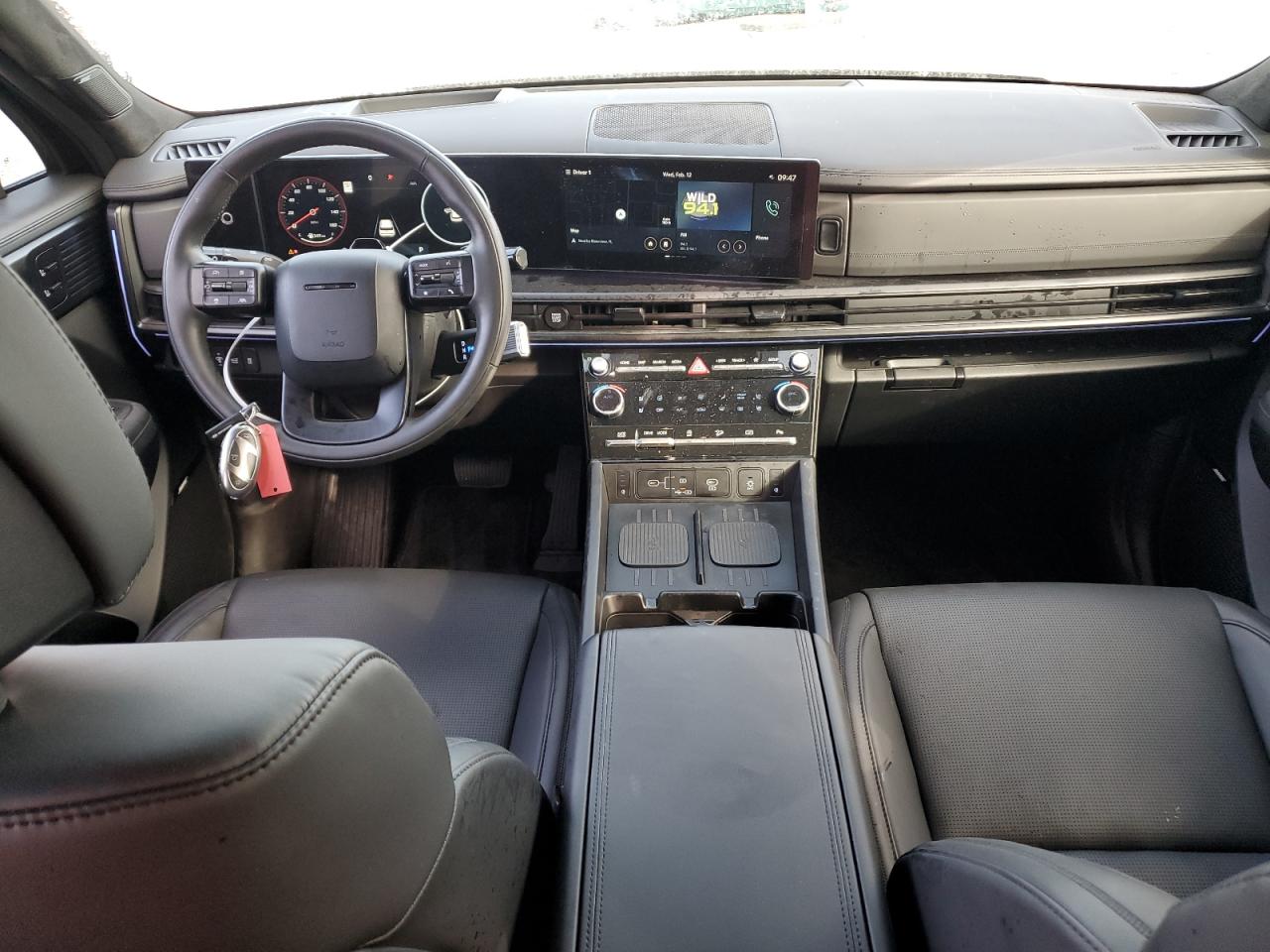 2024 Hyundai Santa Fe - Image 8