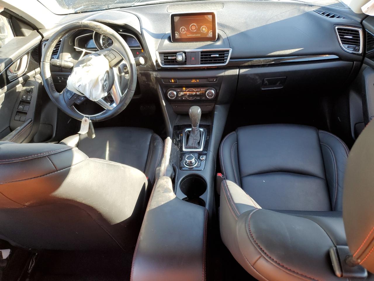 2016 Mazda 3 - Image 8