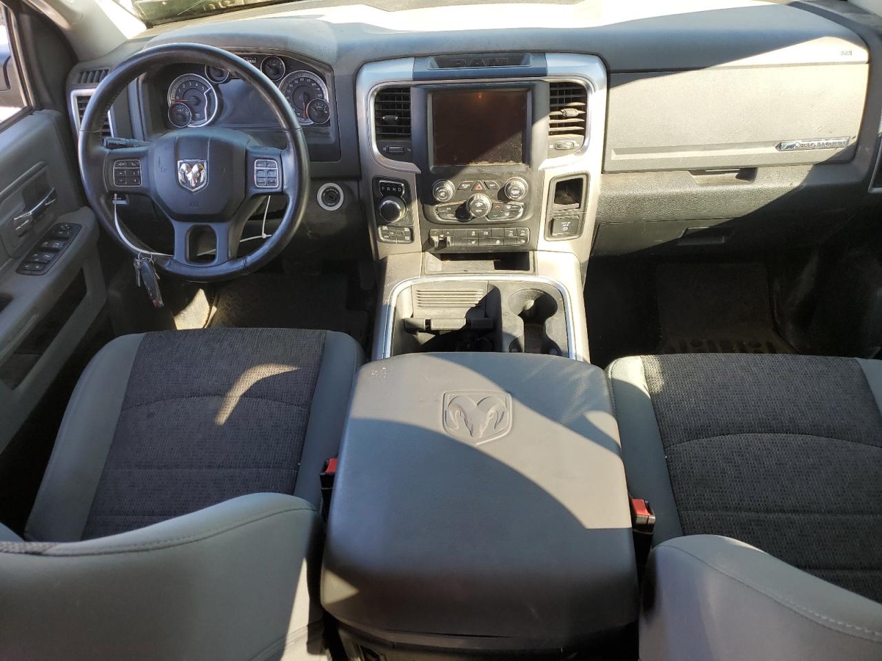 2016 RAM 1500 - Image 8