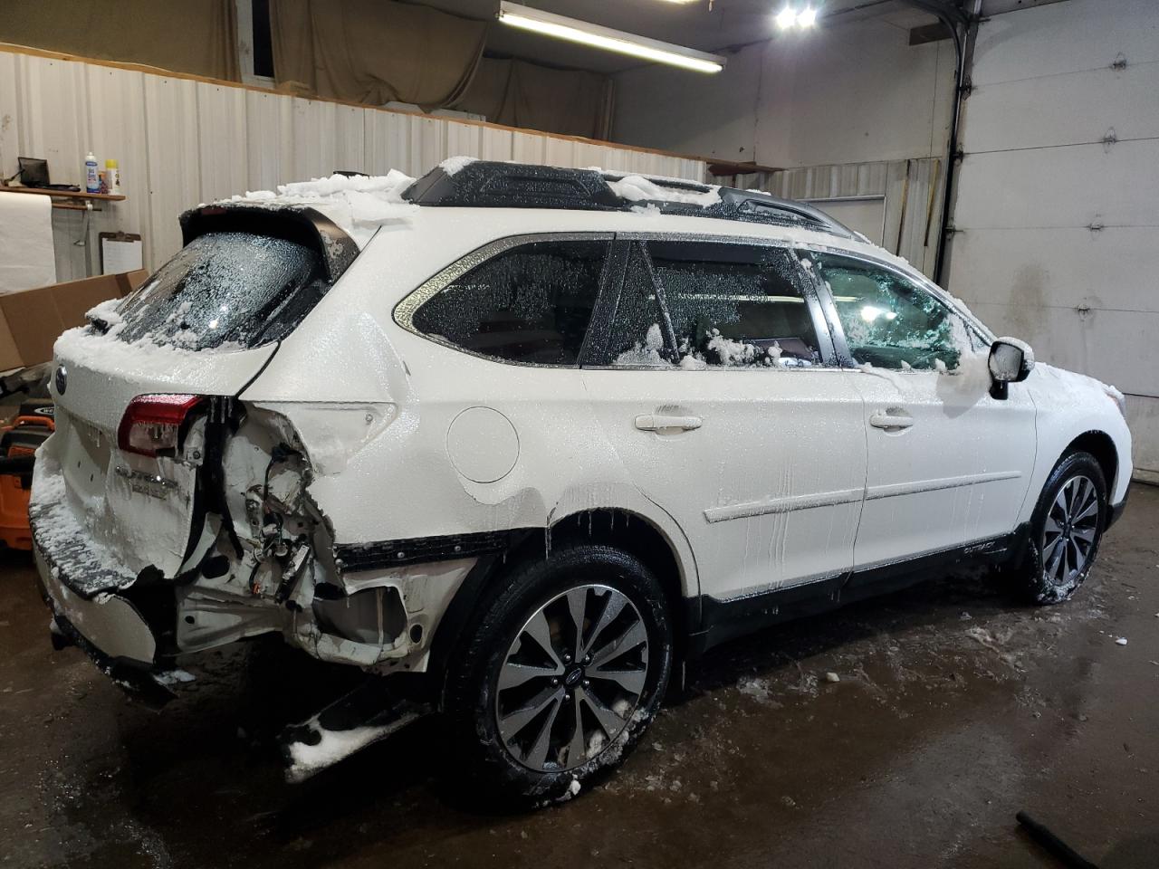 2016 Subaru Outback - Image 3