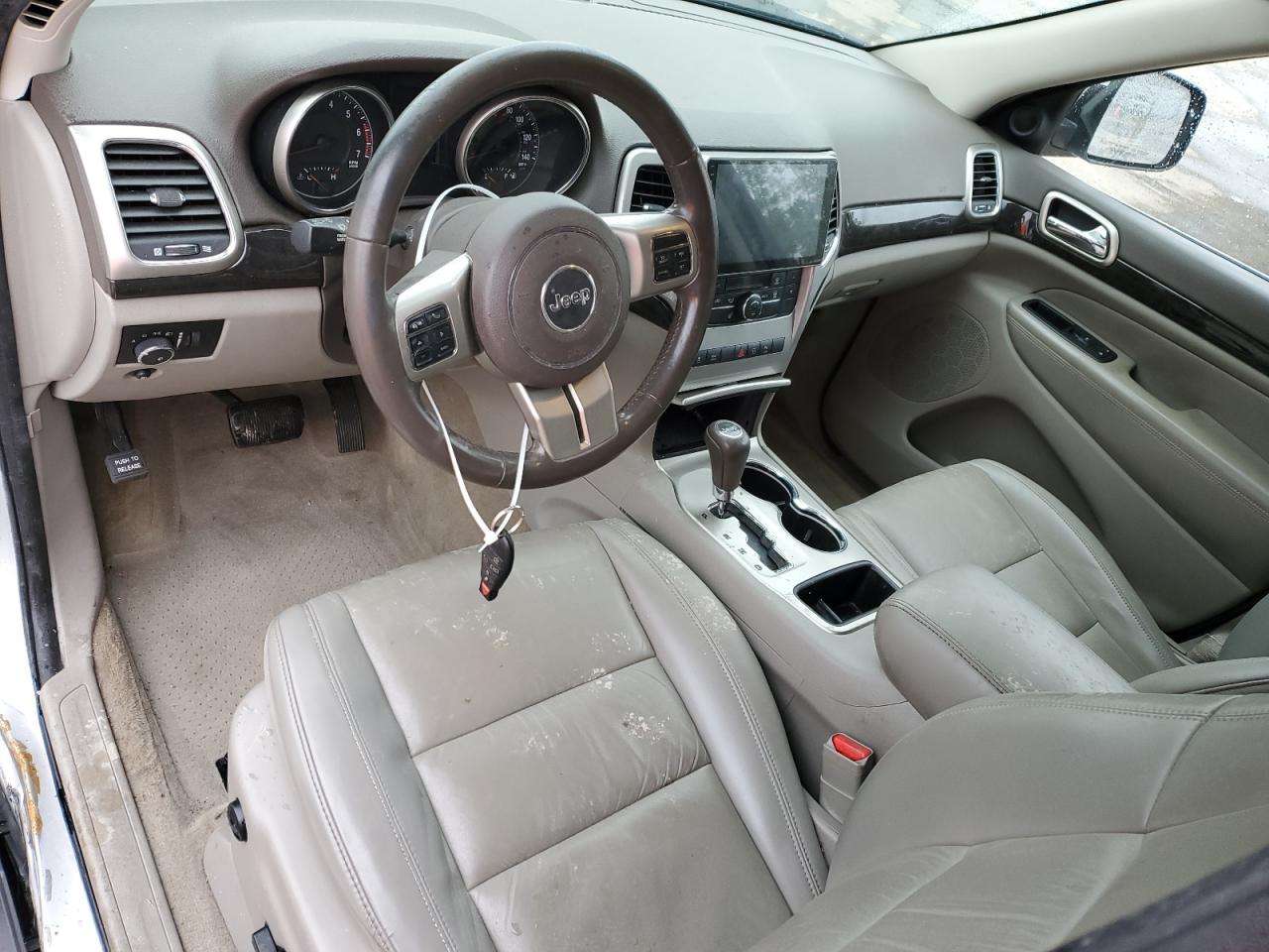 2011 Jeep Grand Cherokee - Image 8