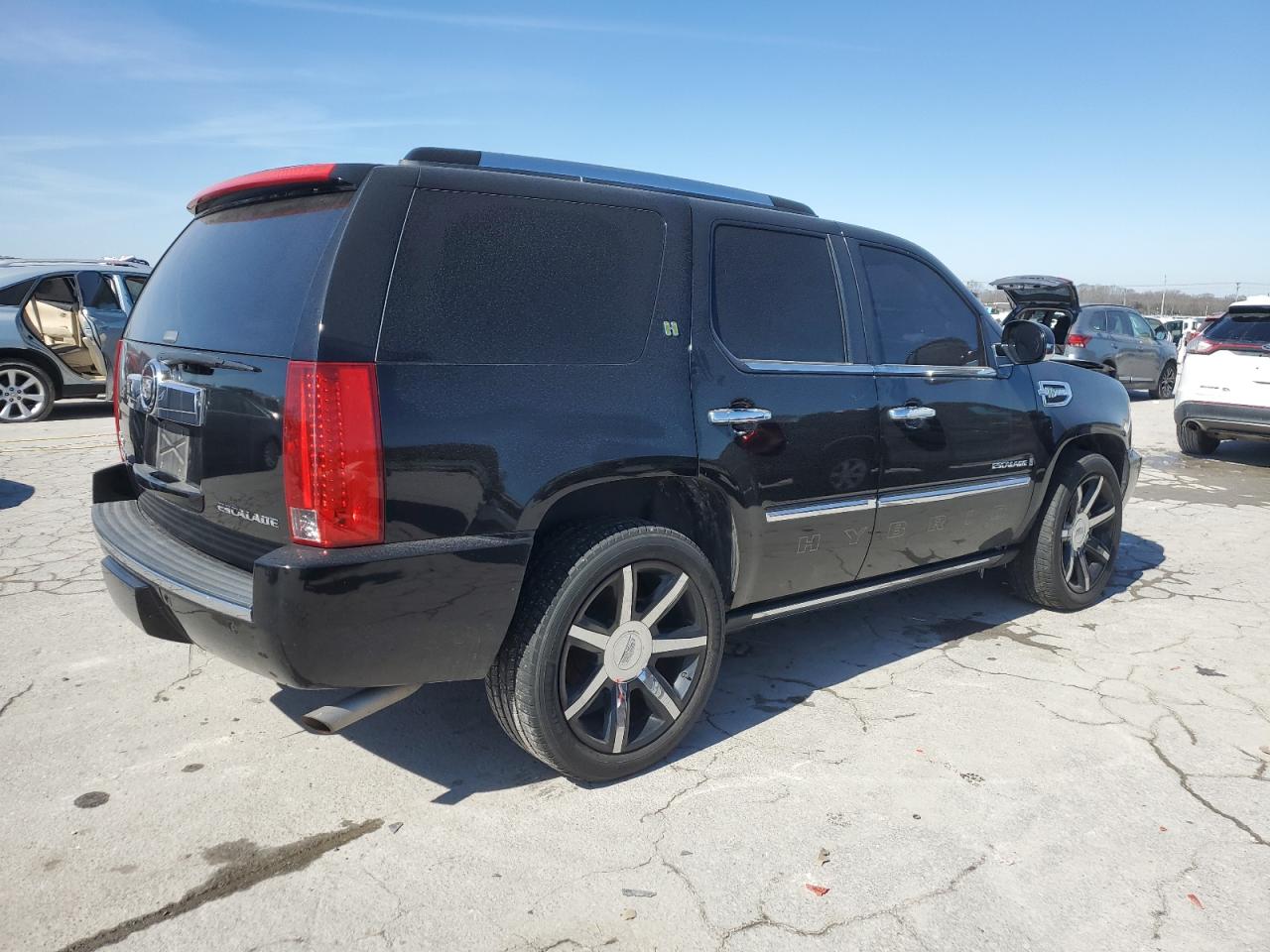 2009 Cadillac Escalade - Image 3