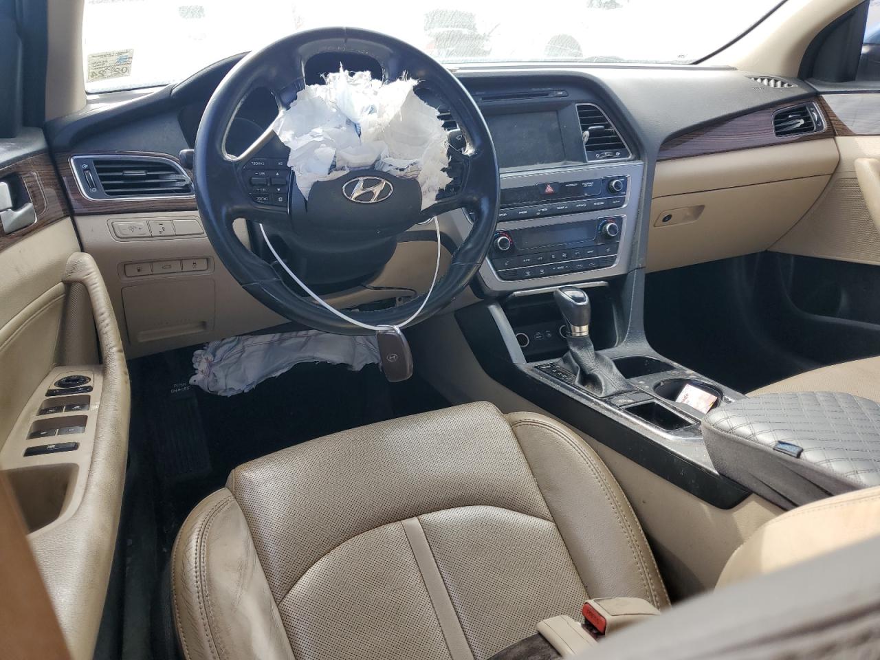 2017 Hyundai Sonata - Image 8