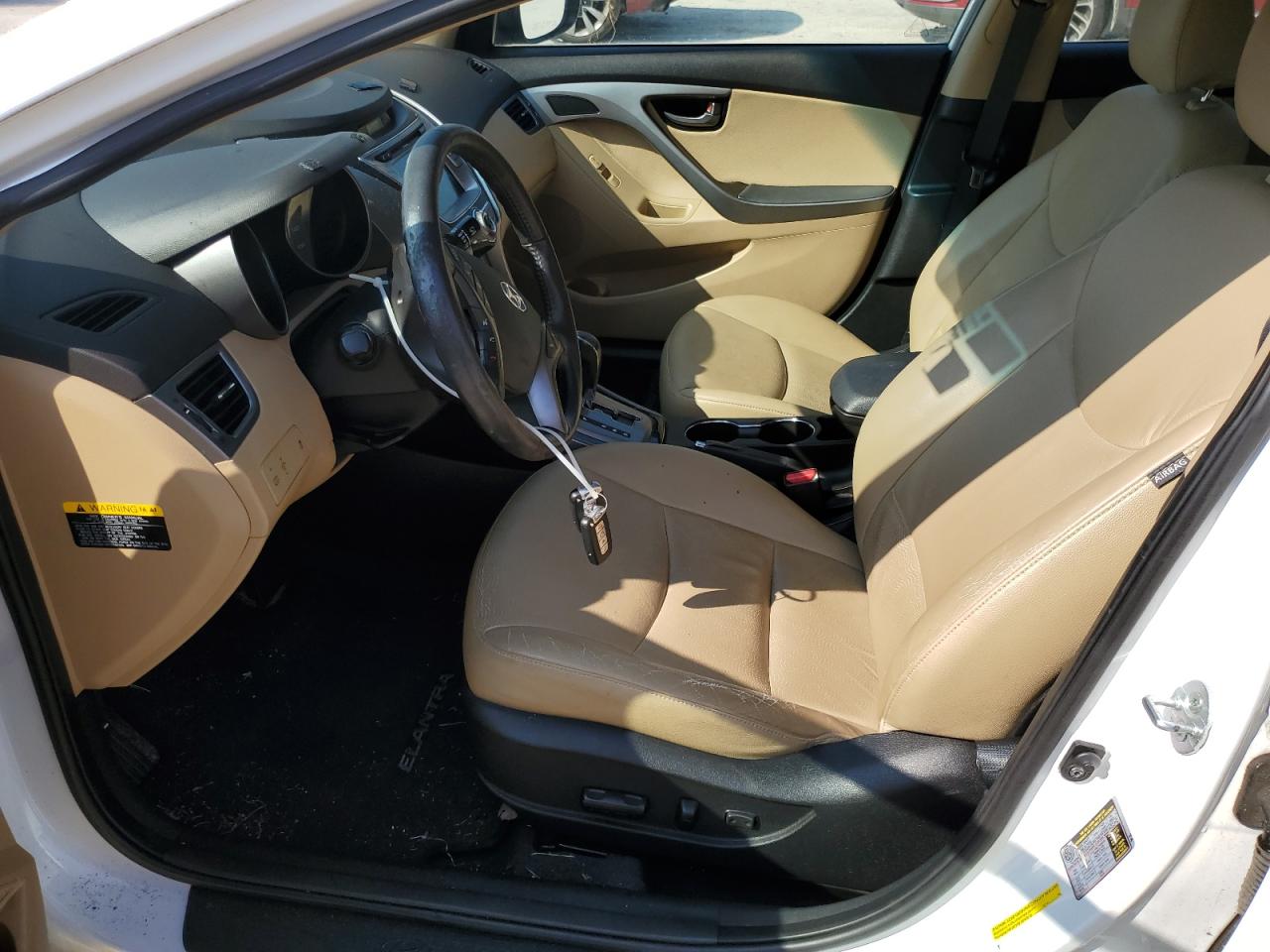 2013 Hyundai Elantra - Image 7