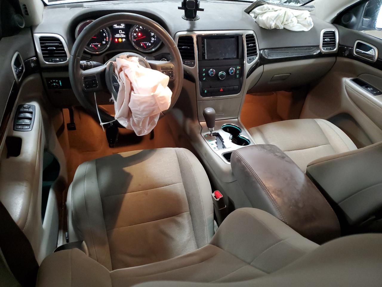 2012 Jeep Grand Cherokee - Image 8