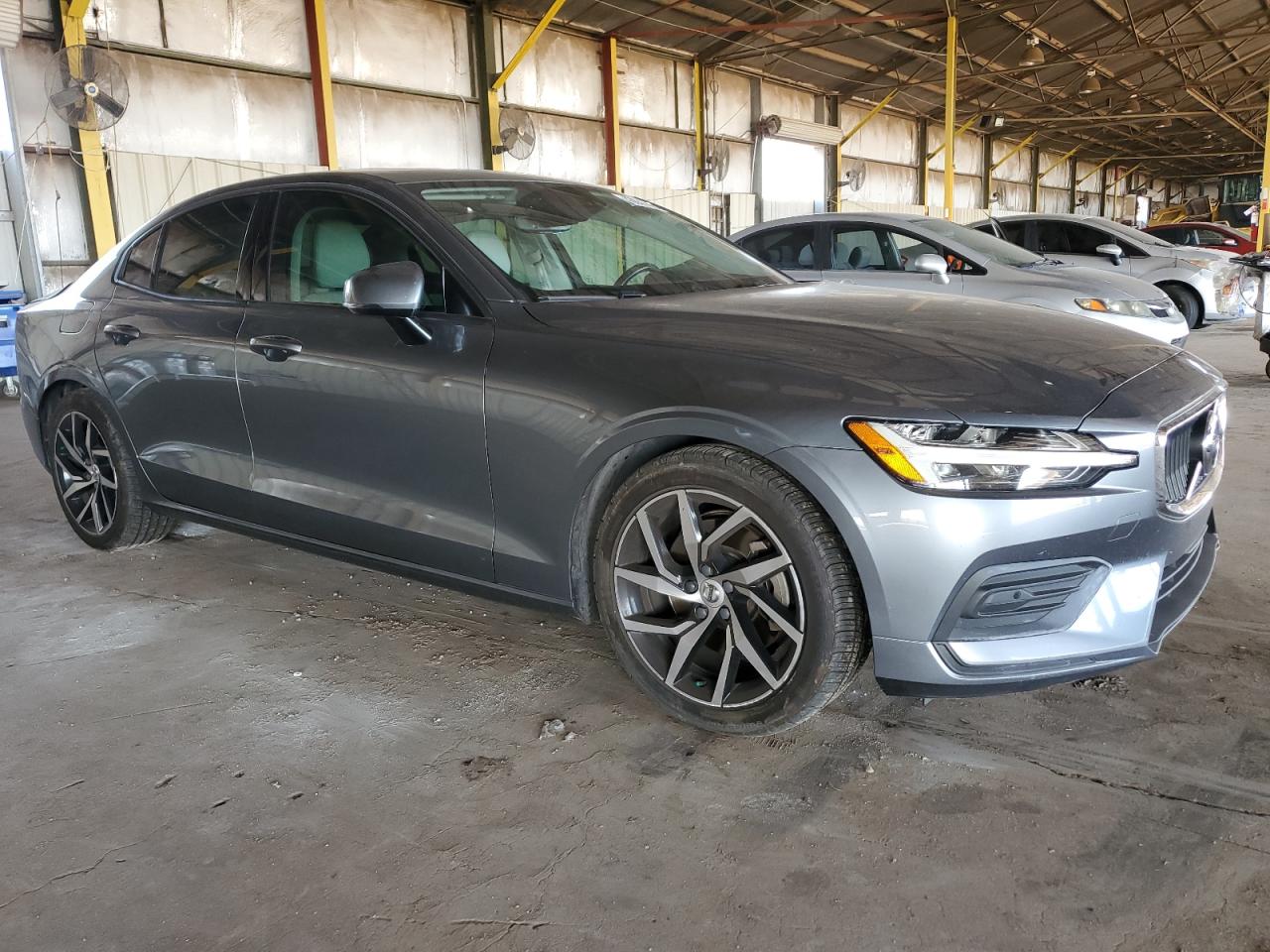 2019 Volvo S60 - Image 4