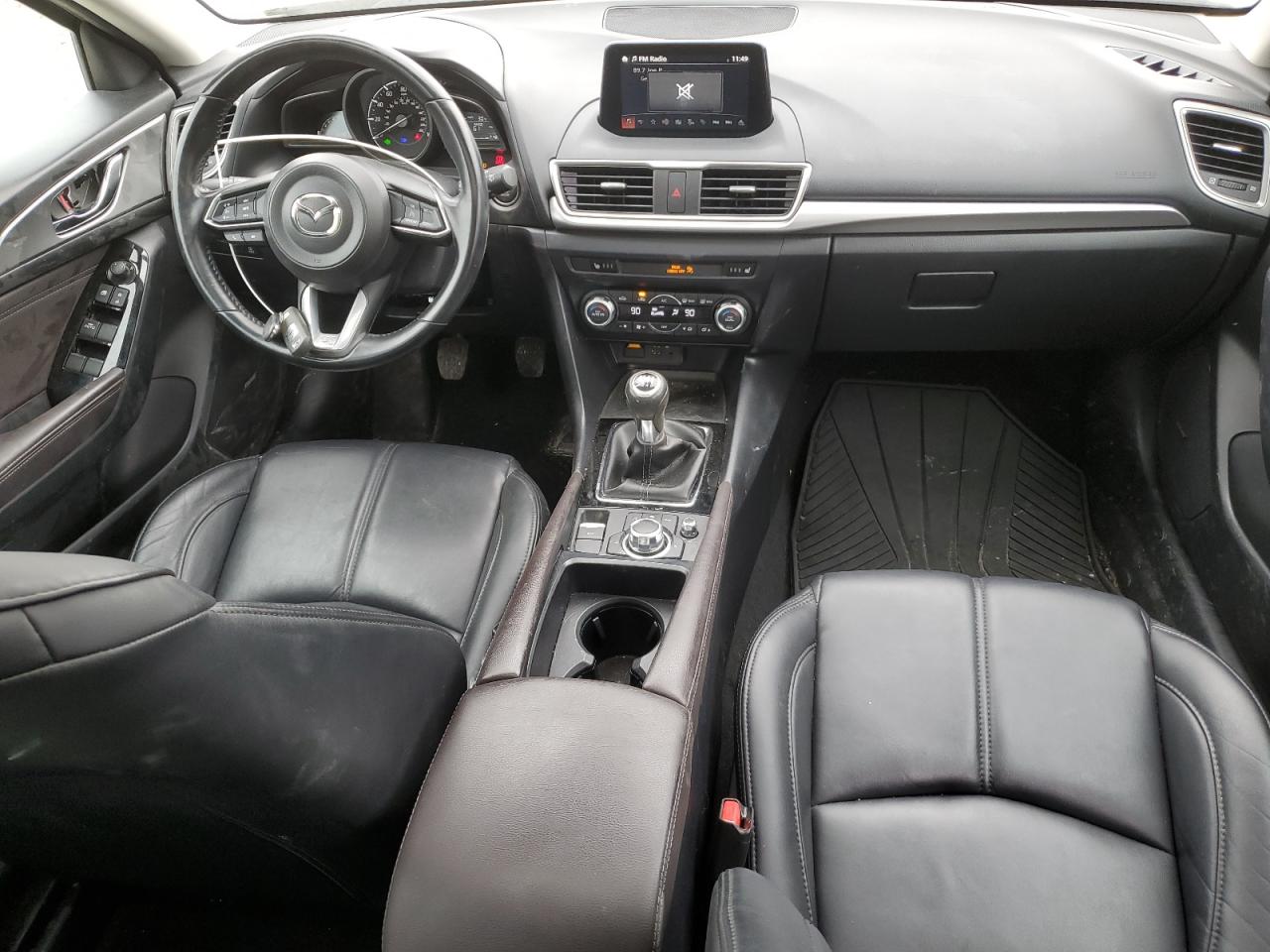 2018 Mazda 3 - Image 8
