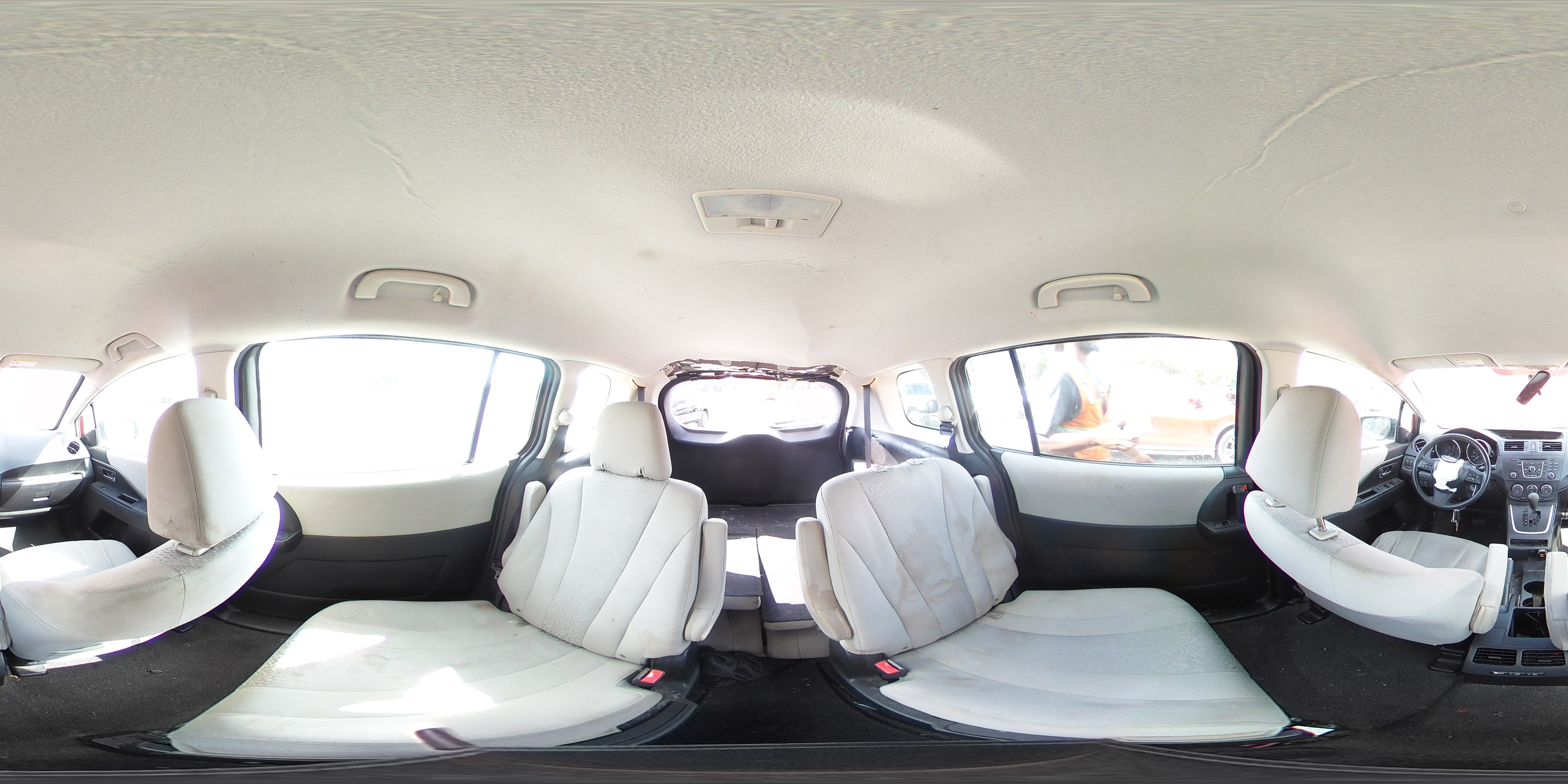 2012 Mazda 5 - Image 13
