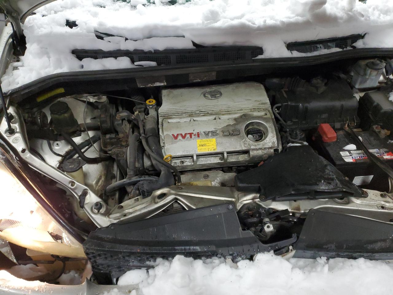2004 Toyota Sienna - Image 13