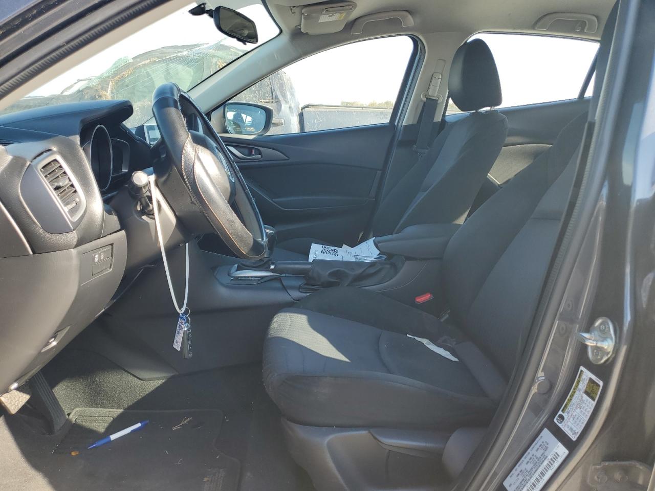 2015 Mazda 3 - Image 7