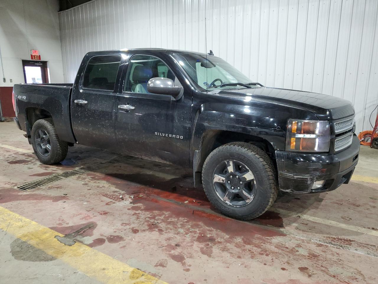 2013 Chevrolet Silverado - Image 4
