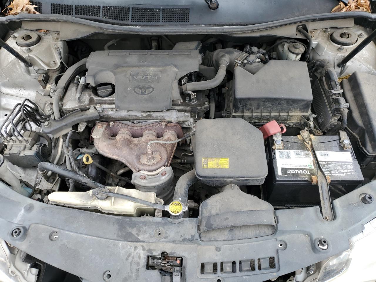 2012 Toyota Camry - Image 12