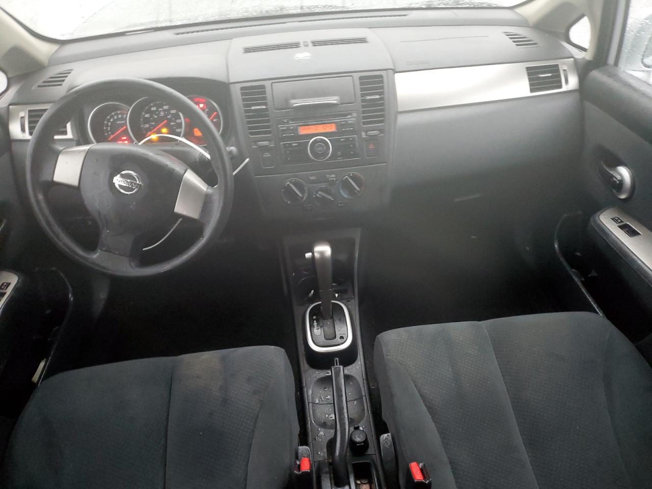2011 Nissan Versa - Image 8