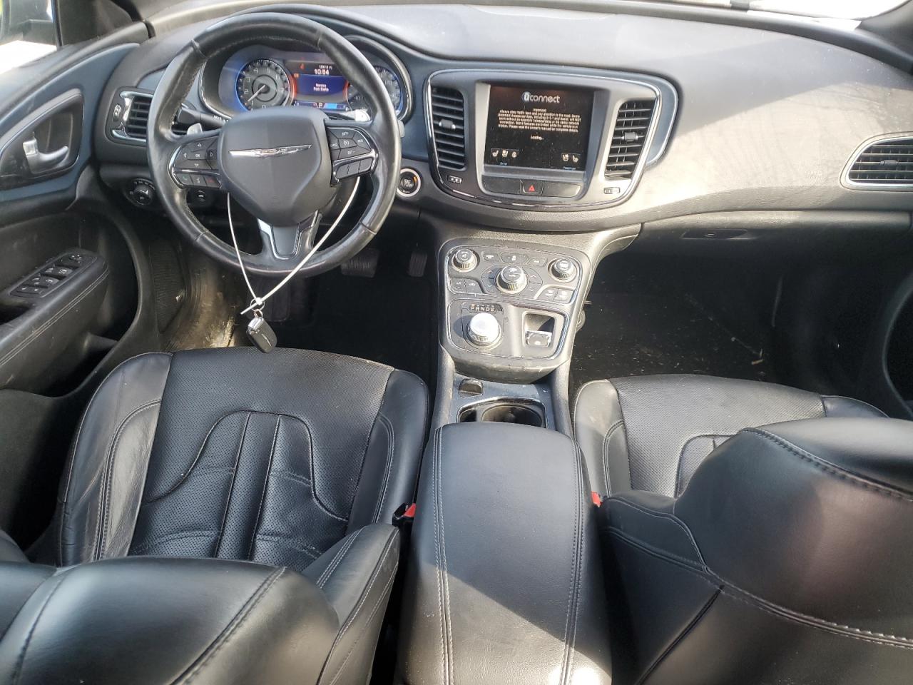 2015 Chrysler 200 - Image 8