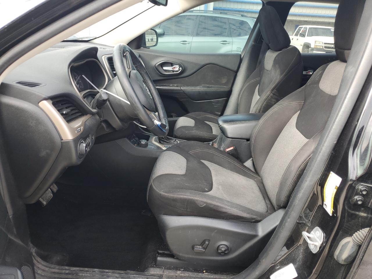 2014 Jeep Grand Cherokee - Image 7