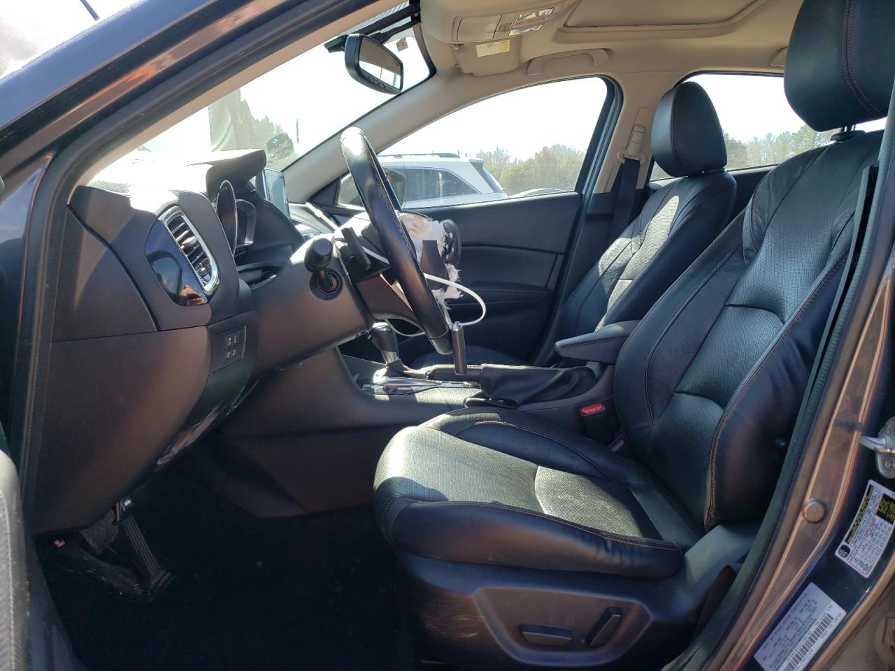2016 Mazda 3 - Image 7