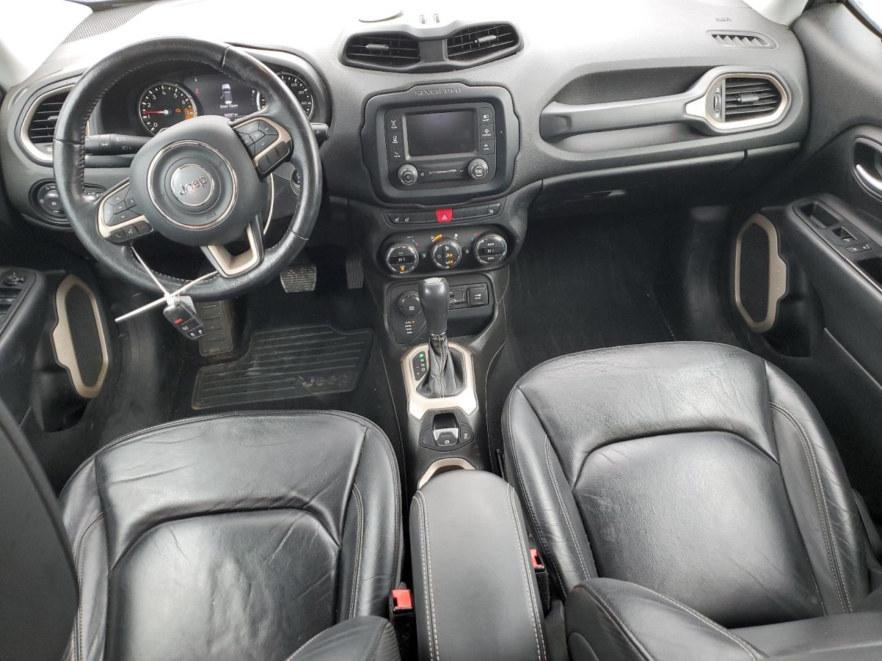 2017 Jeep Renegade - Image 8