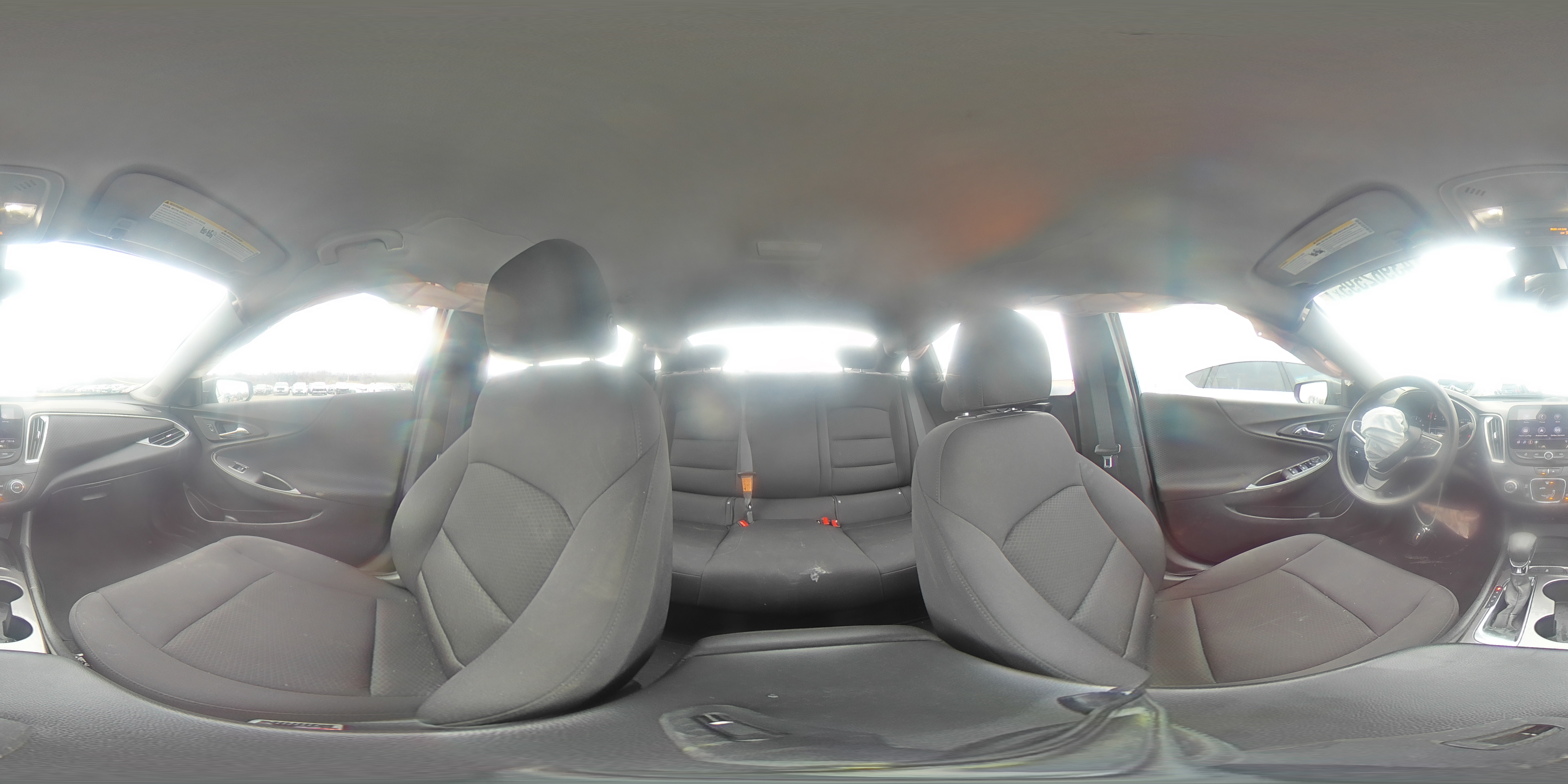 2022 Chevrolet Malibu - Image 13