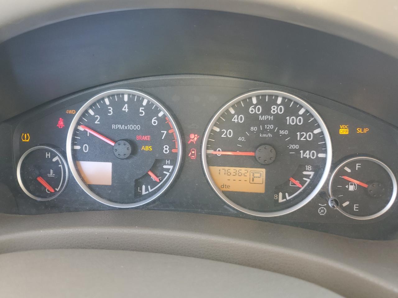 2005 Nissan Pathfinder - Image 9
