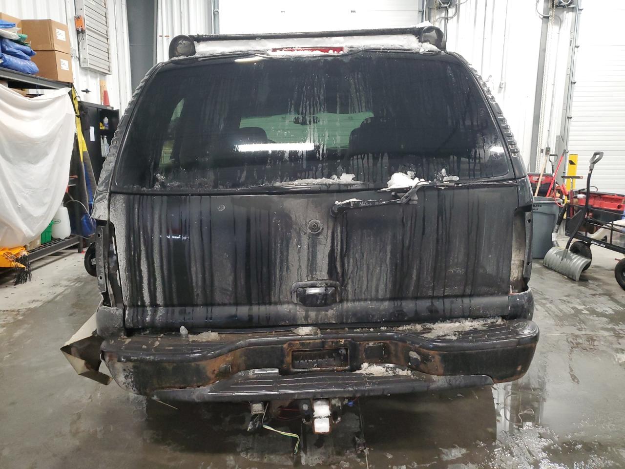 2003 Chevrolet Tahoe - Image 6