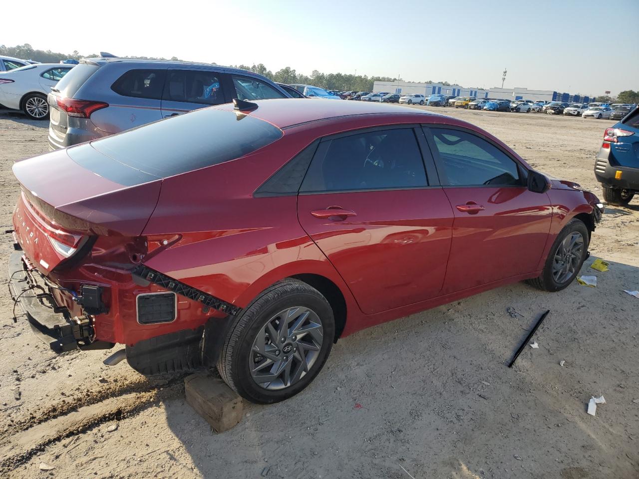 2024 Hyundai Elantra - Image 3