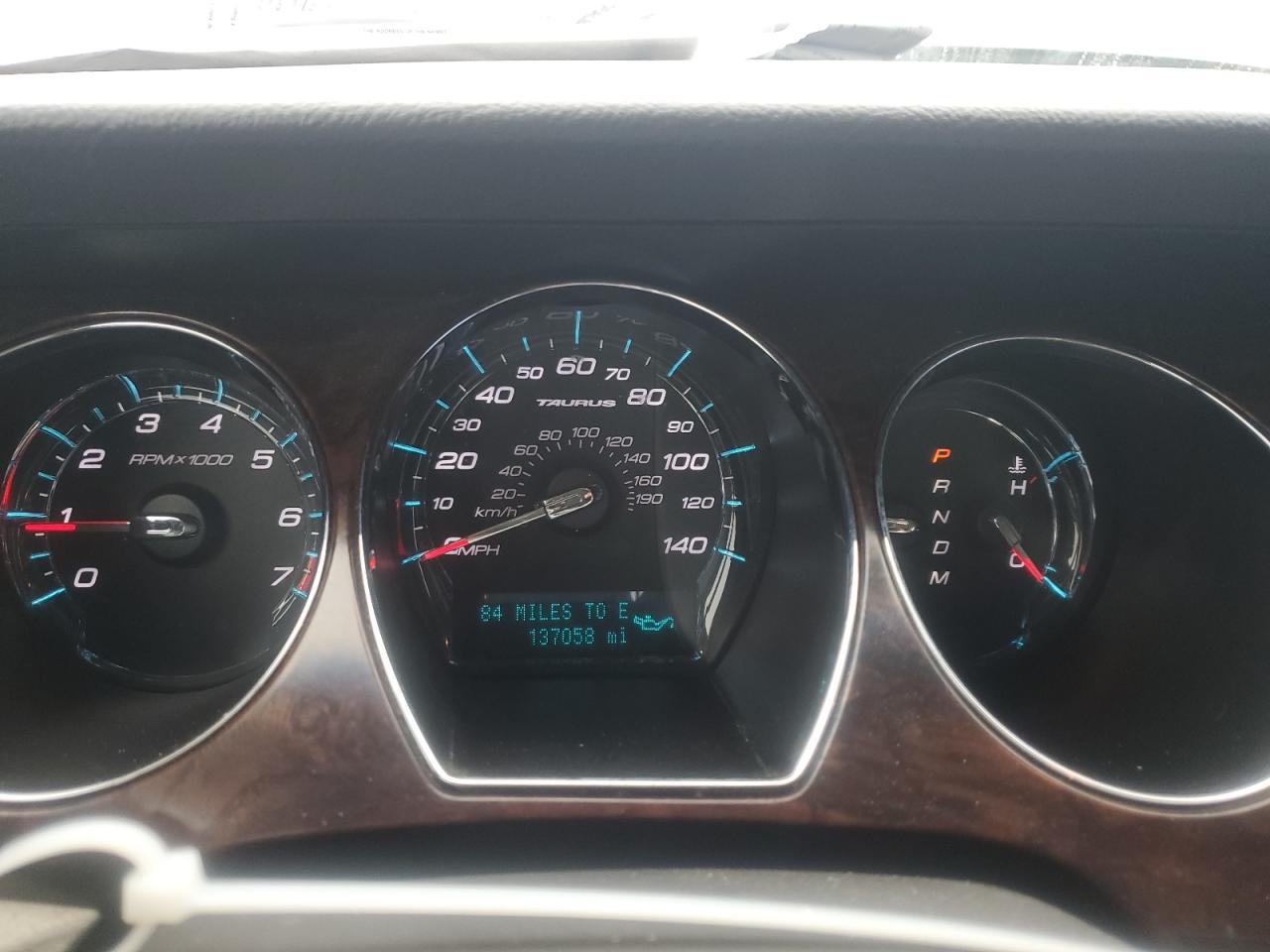 2012 Ford Taurus - Image 9