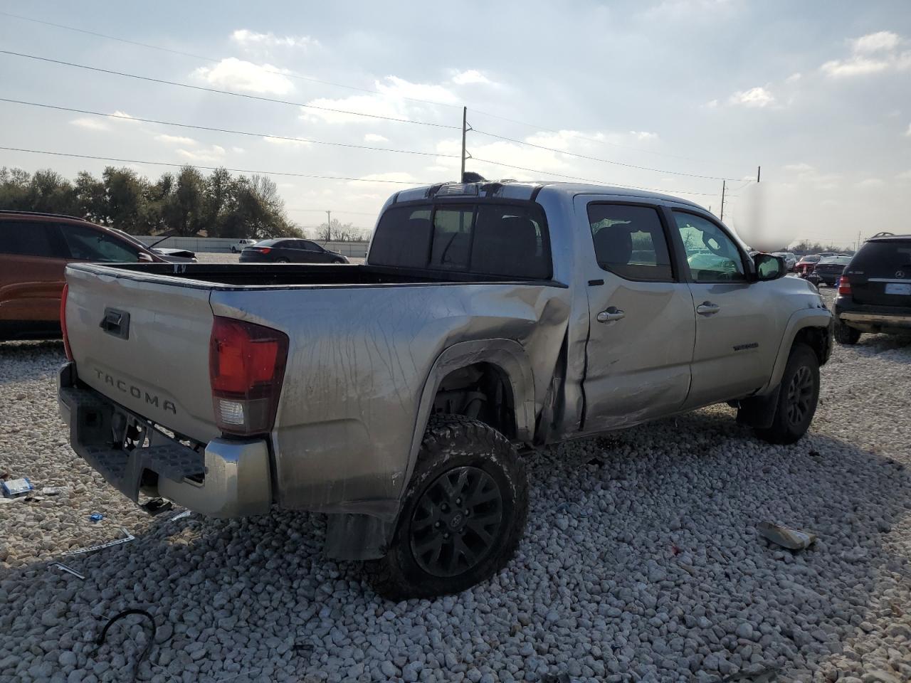 2022 Toyota Tacoma - Image 3