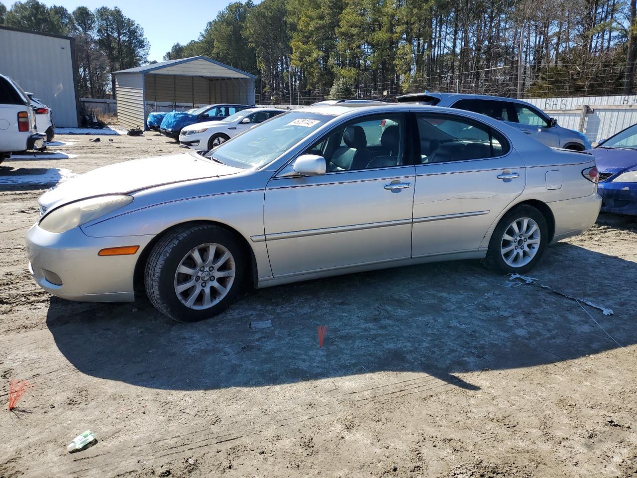 2004 Lexus ES - Image 1