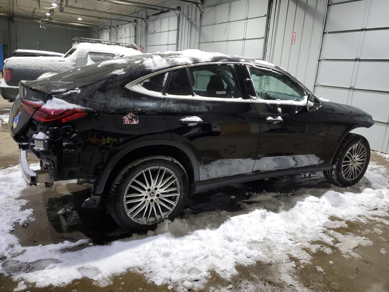 2024 Mercedes-Benz GLC - Image 3