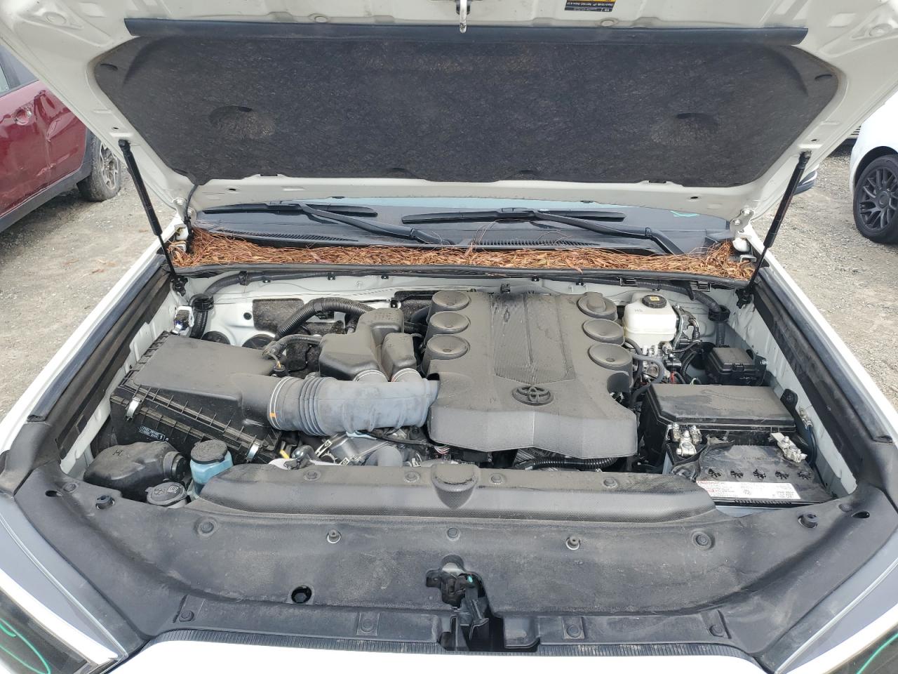 2023 Toyota 4Runner - Image 12