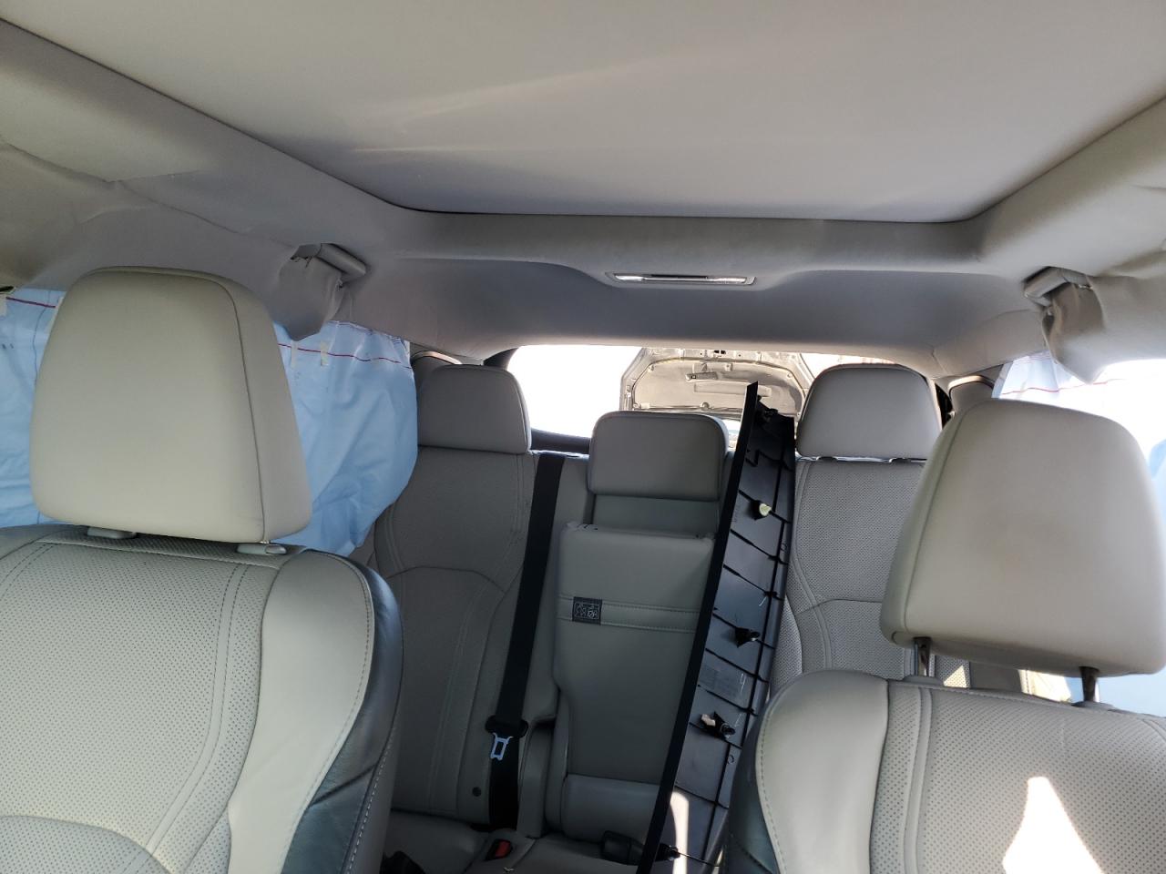 2017 Lexus RX - Image 10