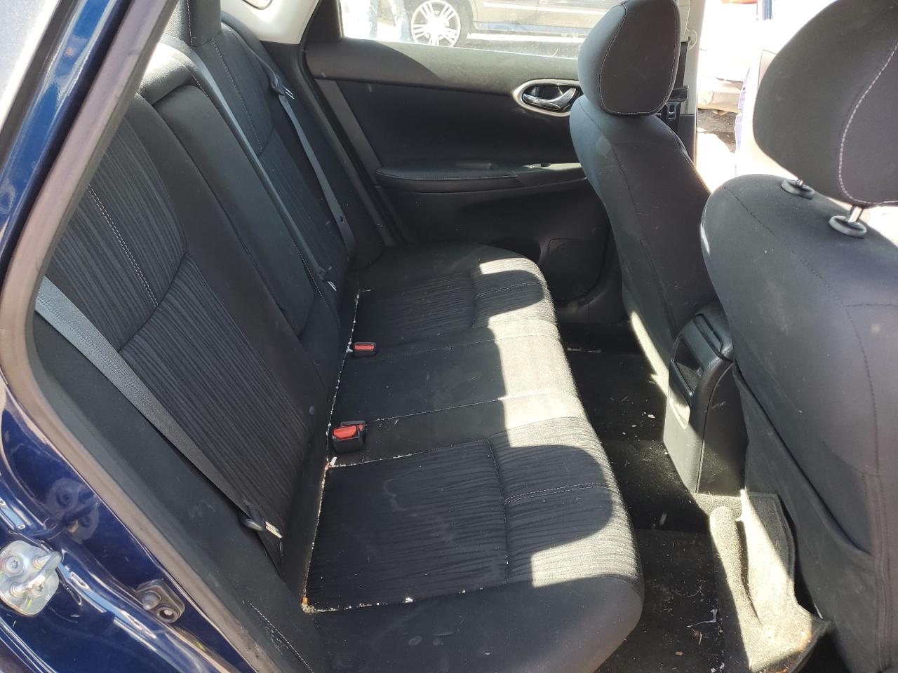 2017 Nissan Sentra - Image 10