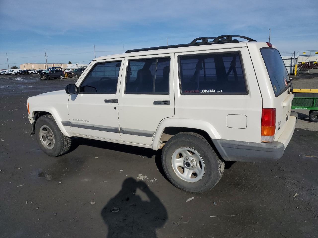 2001 Jeep Grand Cherokee - Image 2