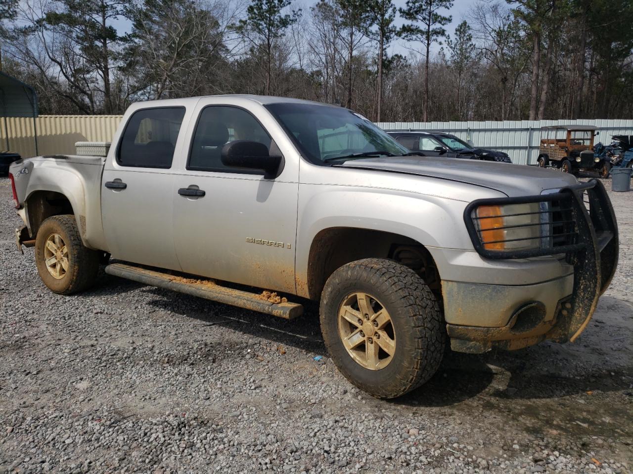 2007 GMC Sierra - Image 4
