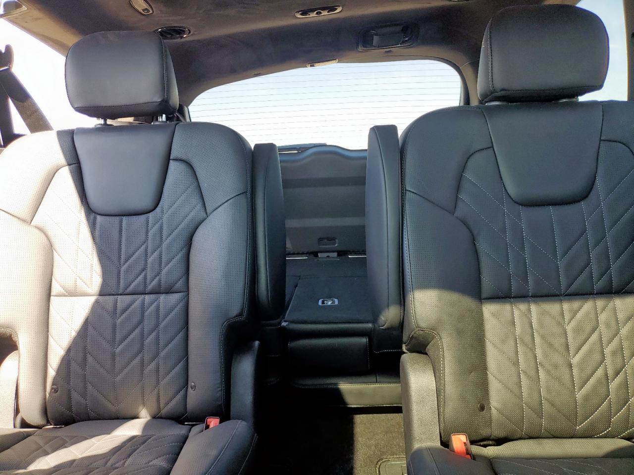 2024 Kia Telluride - Image 10