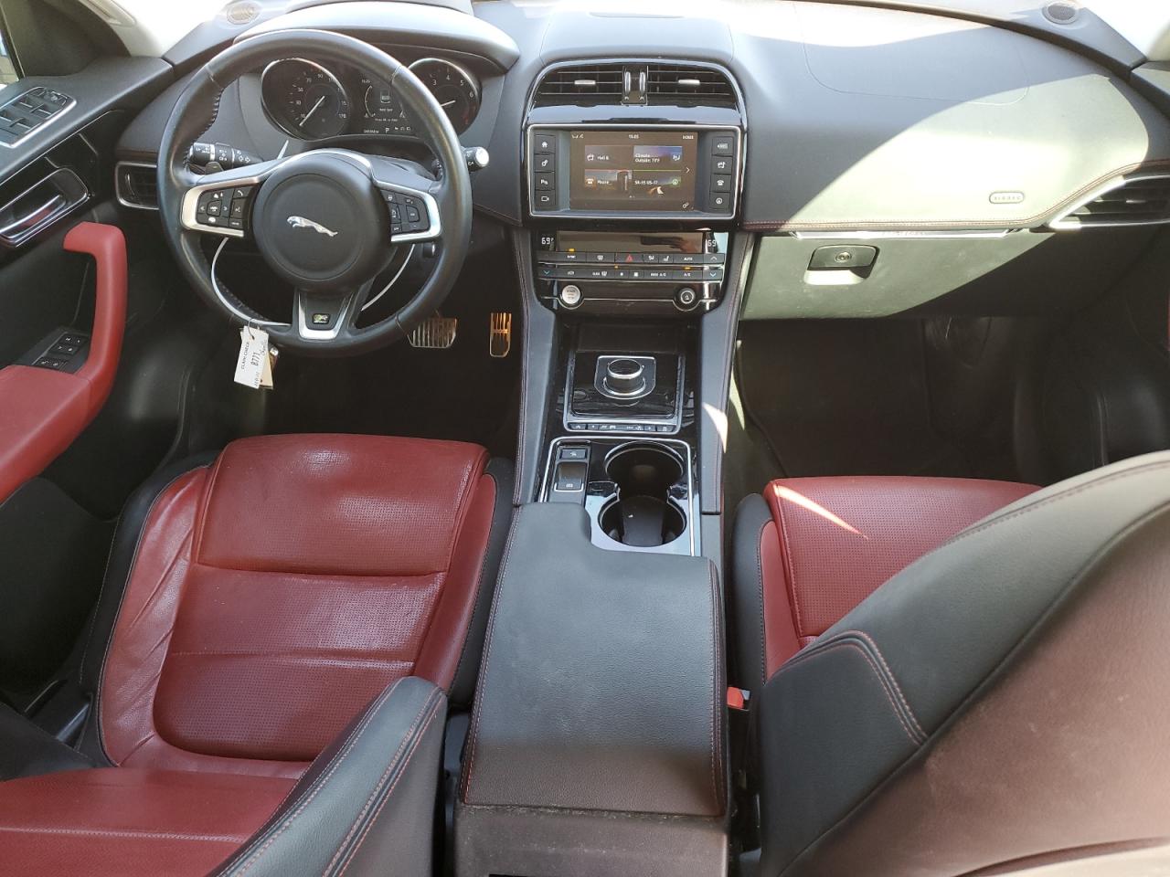 2017 Jaguar F-Pace - Image 8