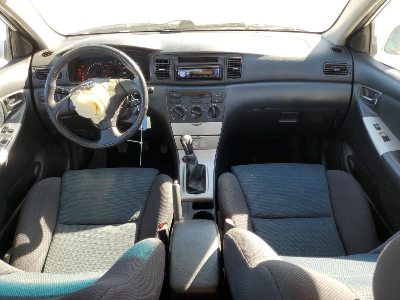 2005 Toyota Corolla - Image 8