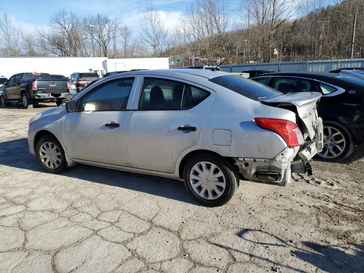 2015 Nissan Versa - Image 2
