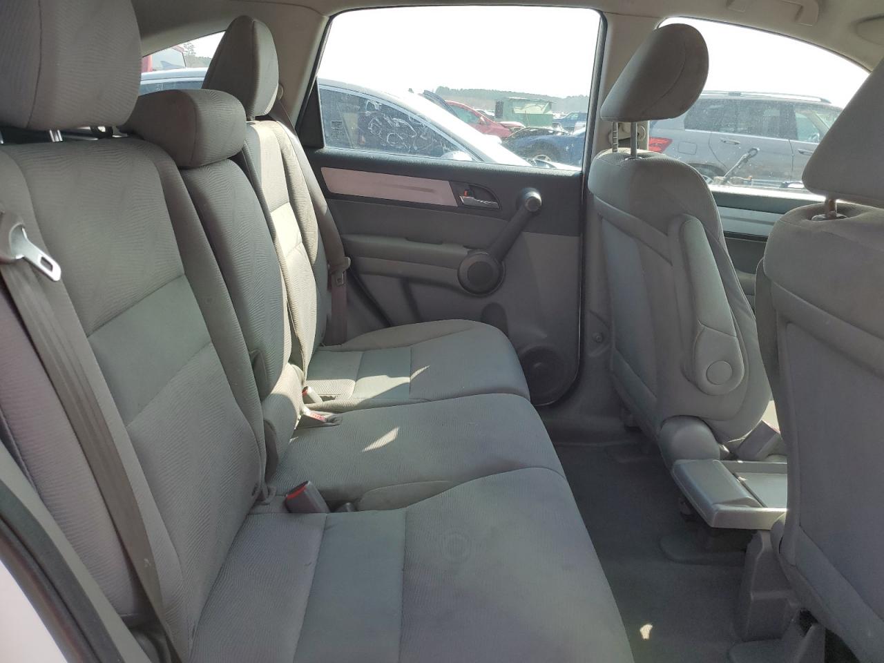 2010 Honda CR-V - Image 11