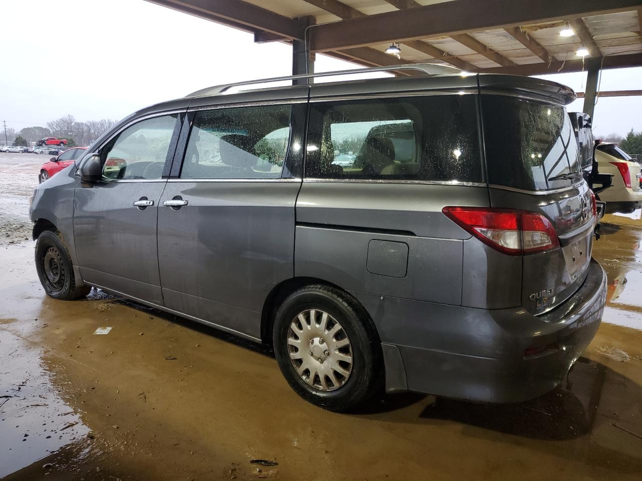 2014 Nissan Quest - Image 2