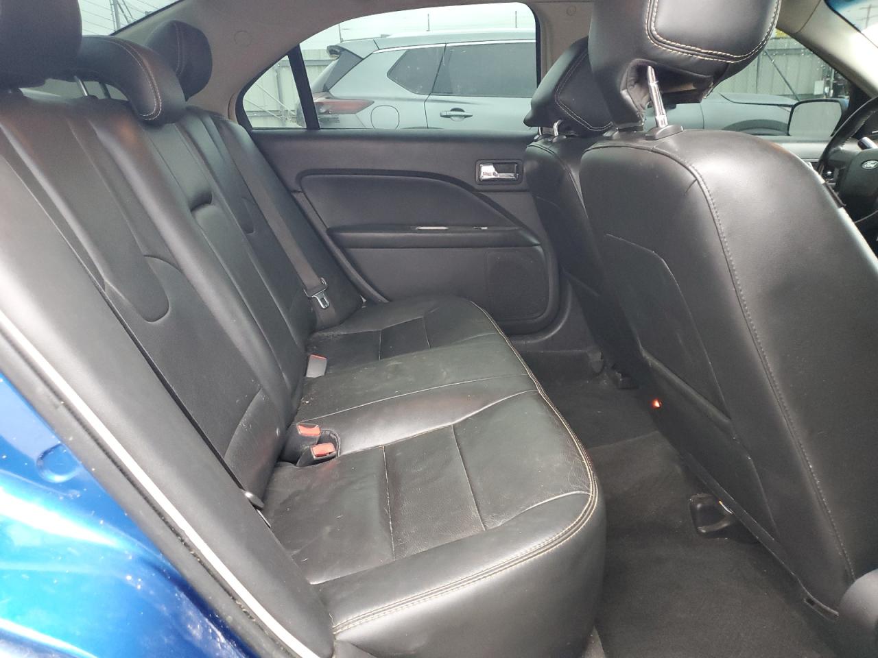 2012 Ford Fusion - Image 10
