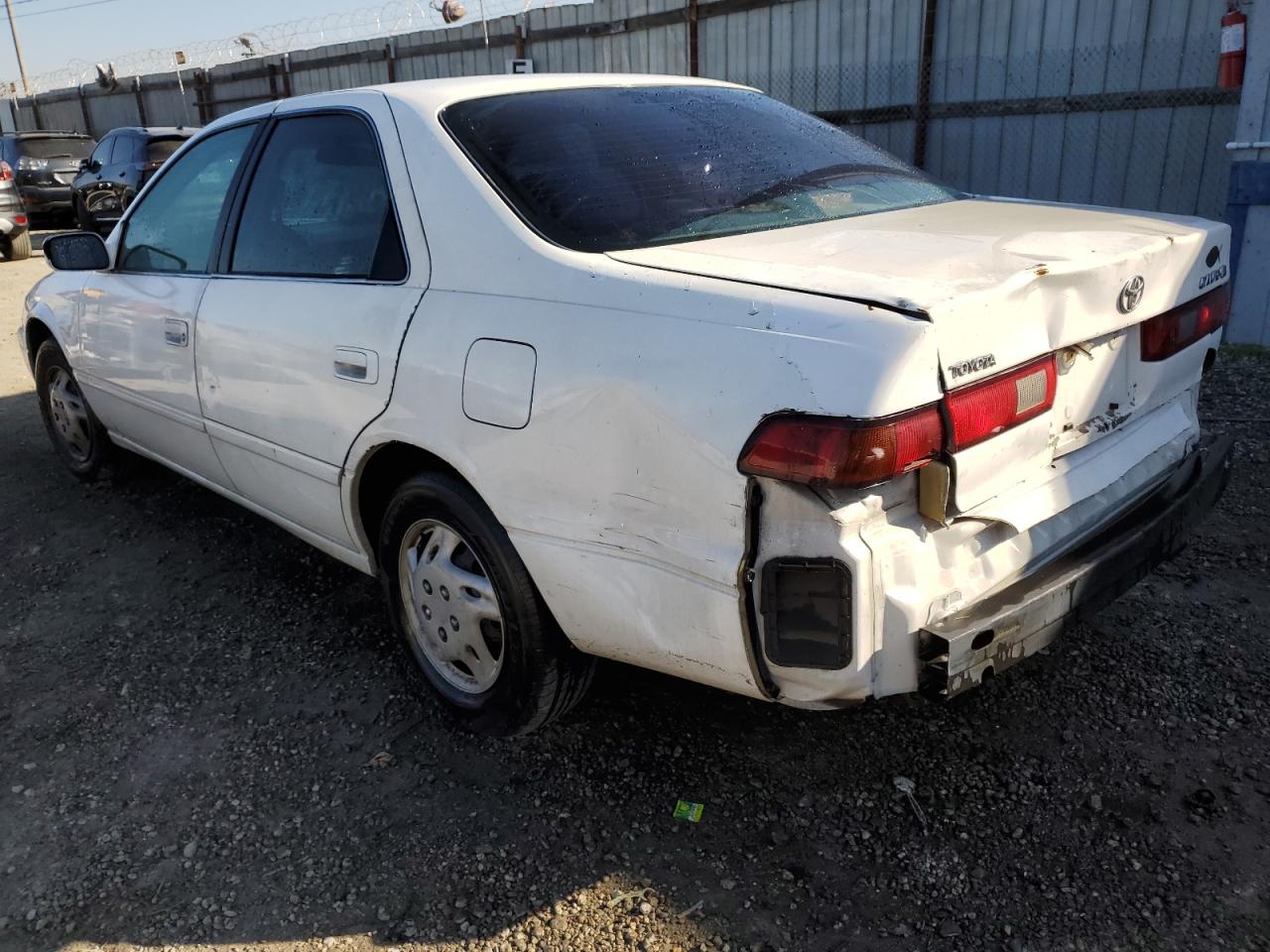 1997 Toyota Camry - Image 2