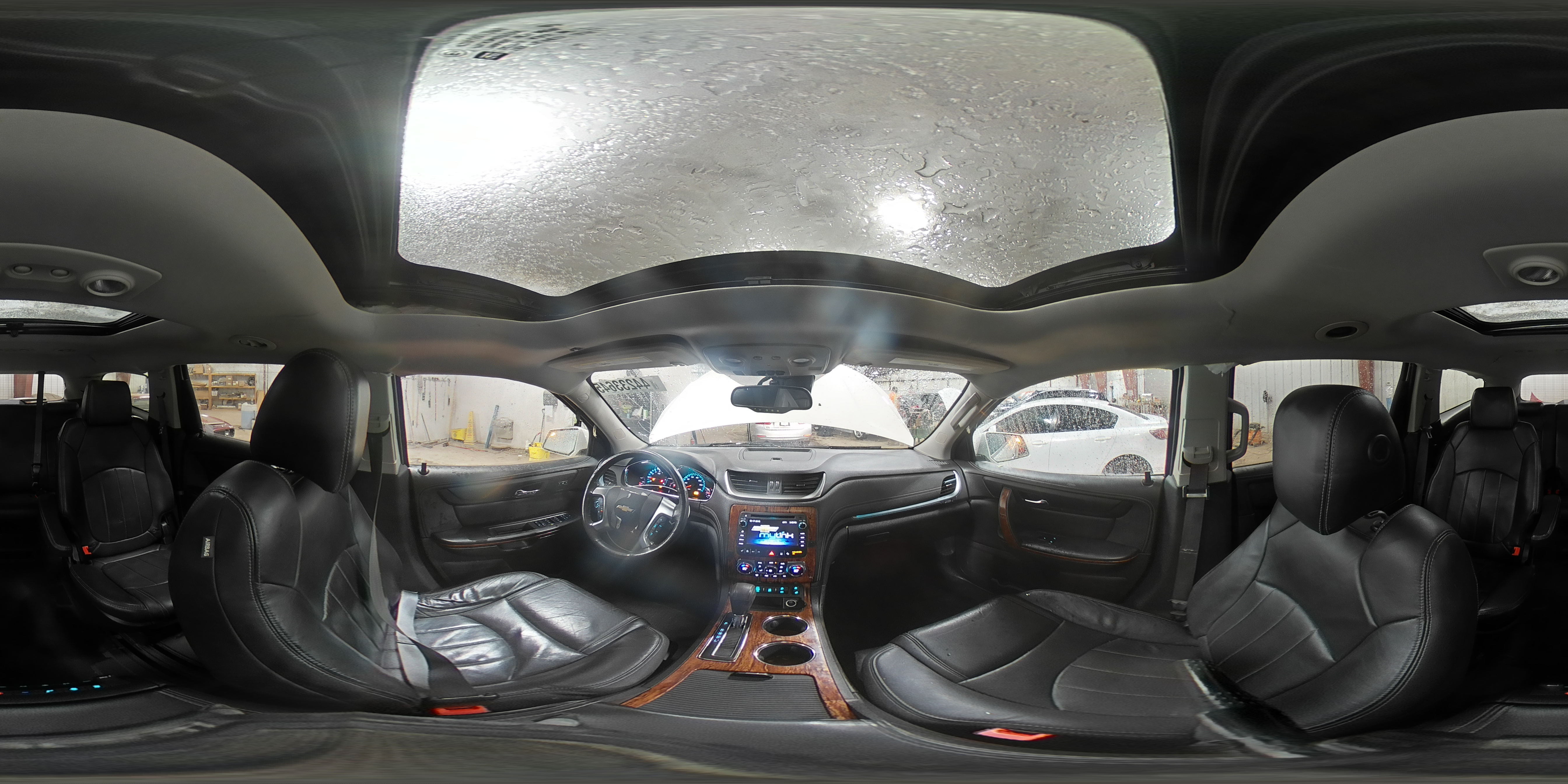 2014 Chevrolet Traverse - Image 16